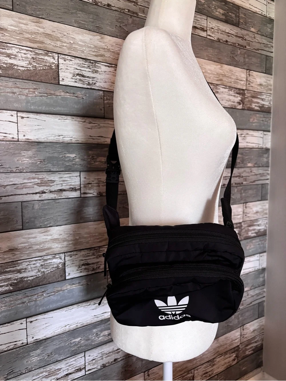 Adidas Sporty Performance Crossbody Belt Bag/Waist Pack Unisex